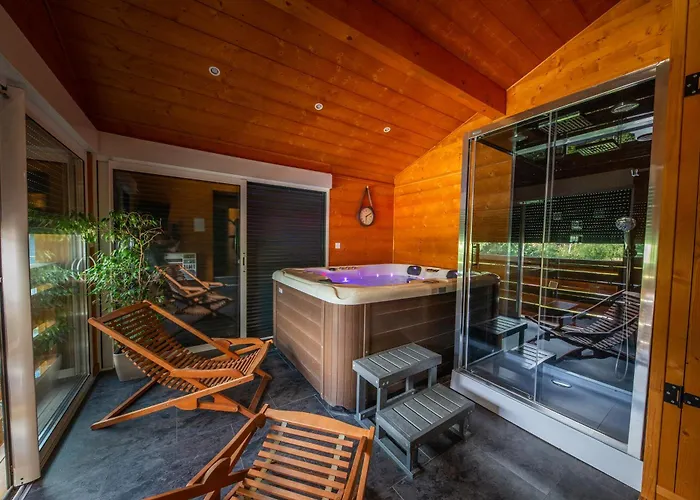 Logis Hotel Les Sapins